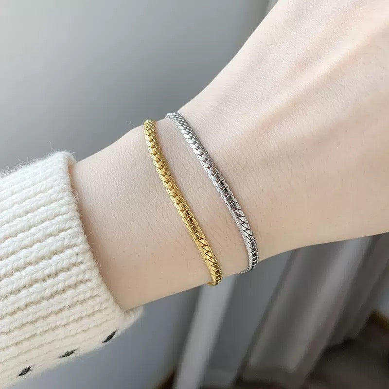 Round Curb Chain Bracelet