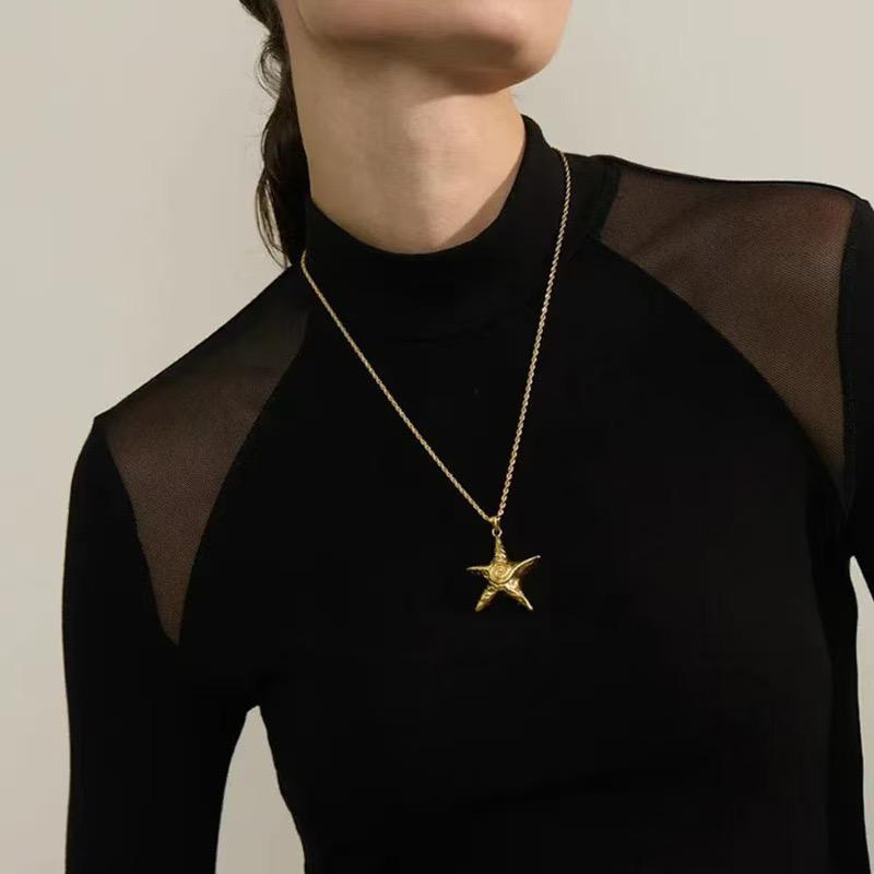 Seastar Pendant Necklace