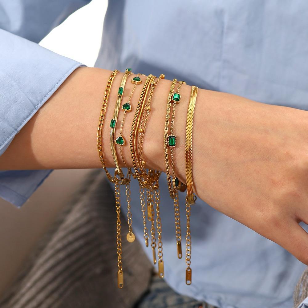 Garnet Grace Chain Bracelet