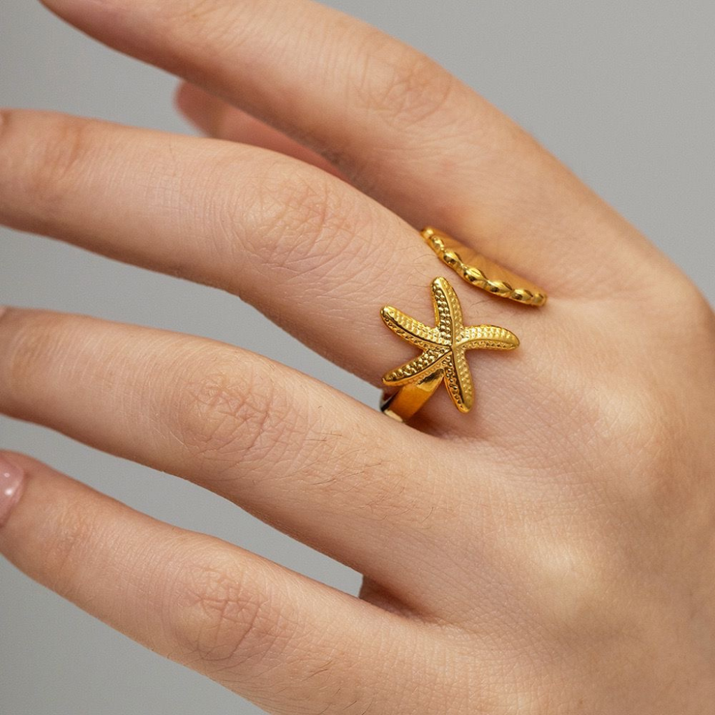 Starfish And Seashell Open Ring