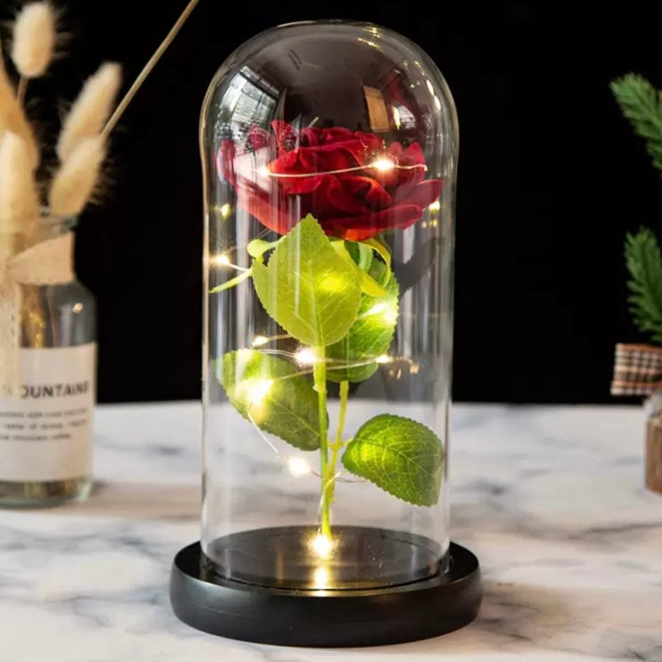 Rose éternelle sous cloche en verre avec lumière LED – Rose artificielle en soie, cadeau pour elle, maman, épouse – Parfait pour les occasions spéciales