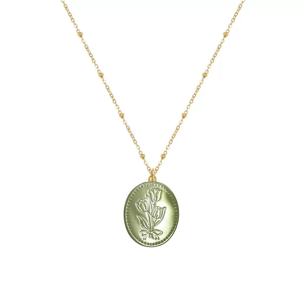 Vintage Tulip Shell Cameo Necklace