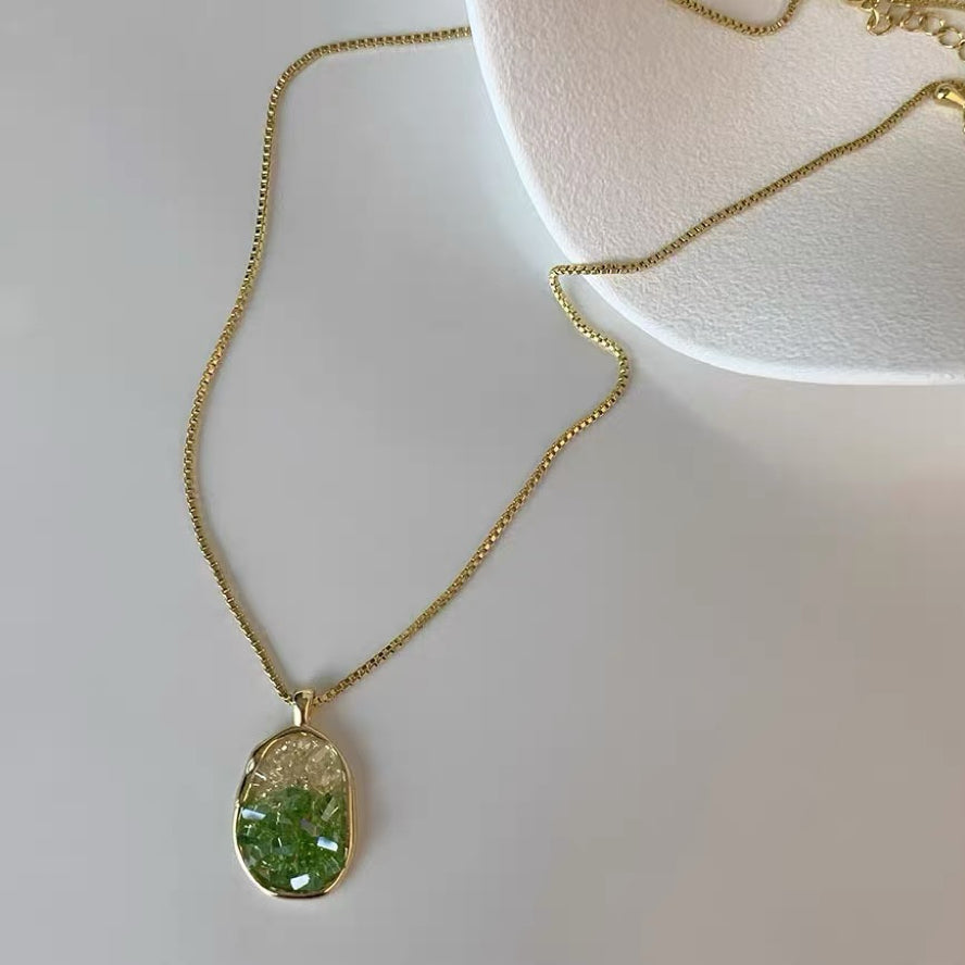 Gradient Crushed Crystal Oval Pendant Necklace