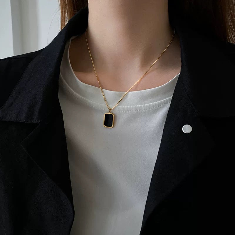 Rectangular Onyx Gemstone Necklace