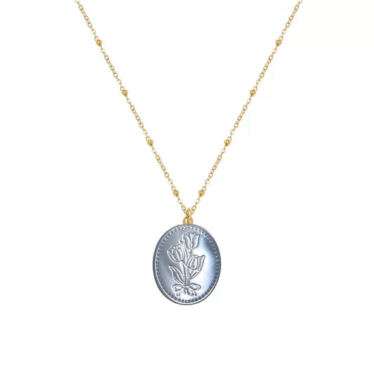 Vintage Tulip Shell Cameo Necklace