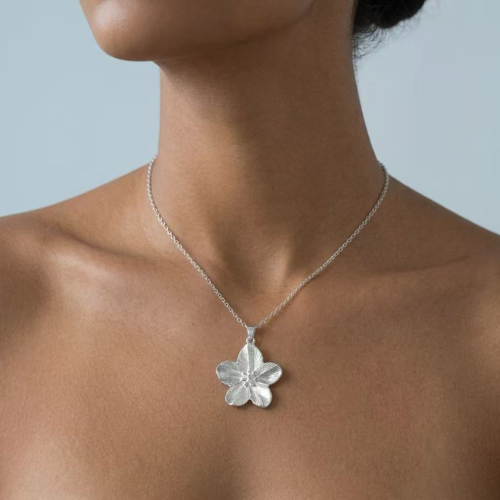 Collier Pendentif Fleur de Cerisier