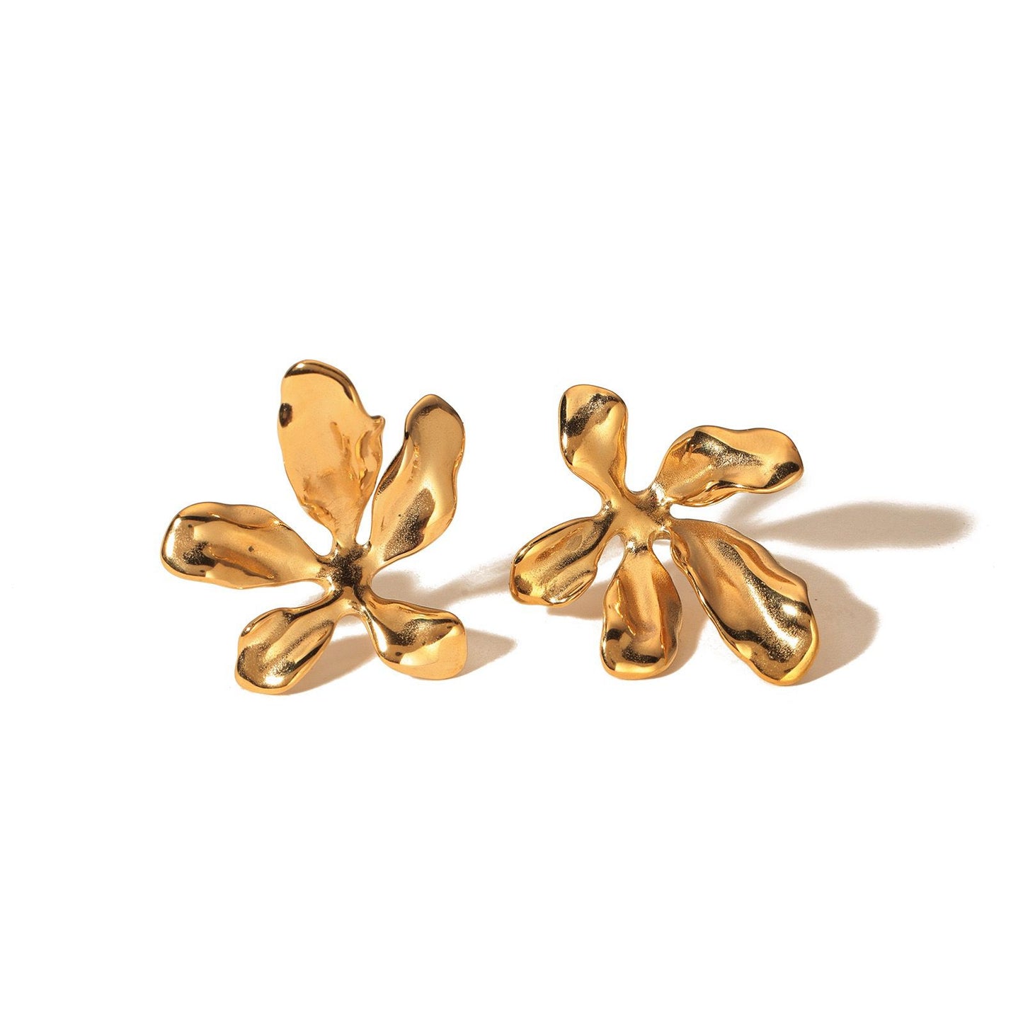 Elegant Flower Stud Earrings