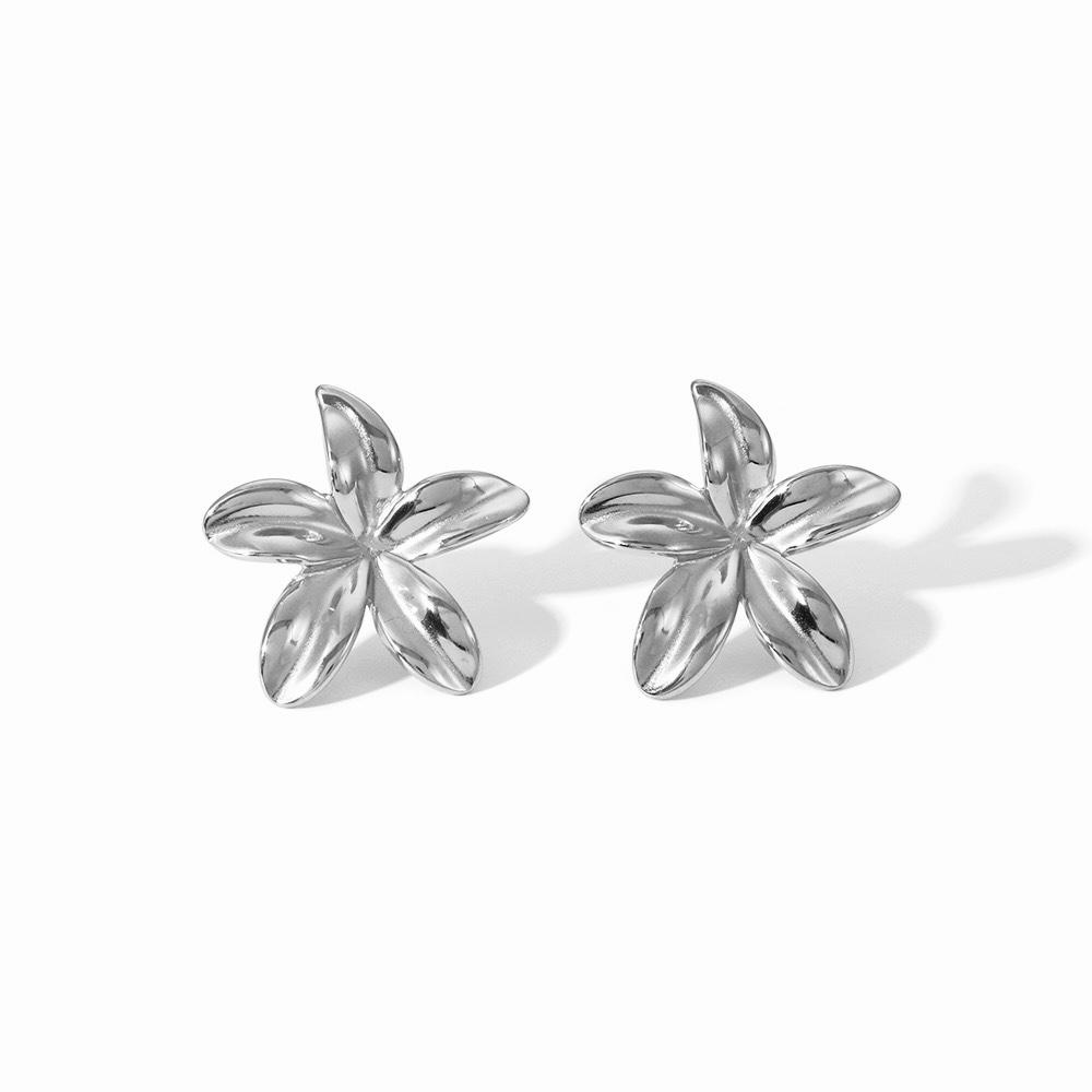 Lily Flower Stud Earrings