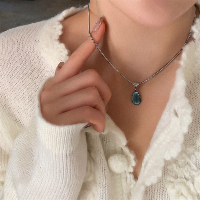 Water Droplet Pendant Necklace