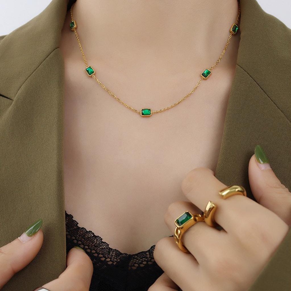 Garnet Grace Chain Necklace